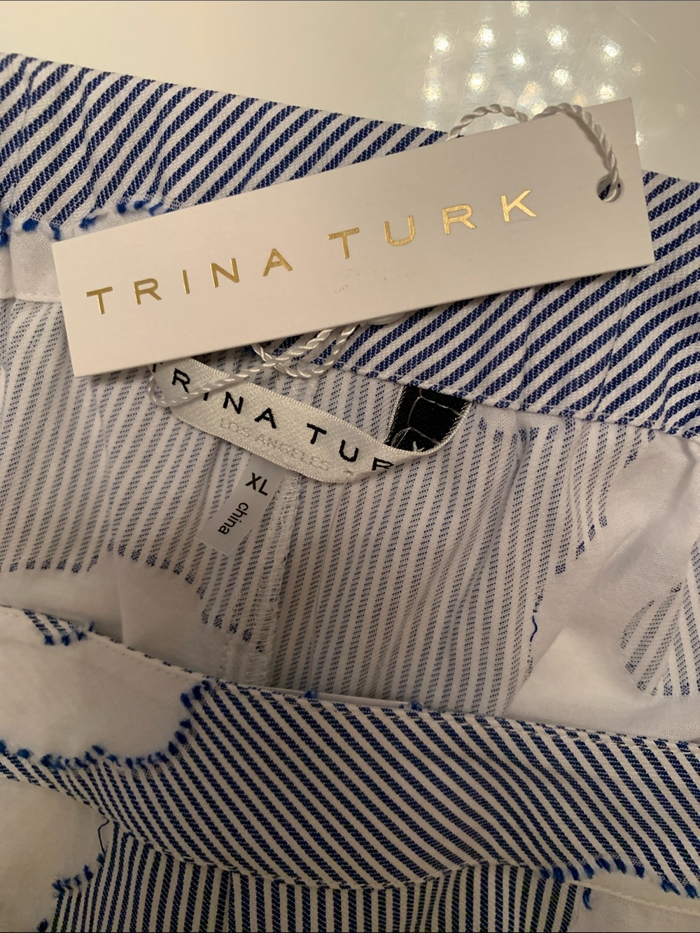 NWT Trina Turk Blue & White Floral Stripe Bermudas Cotton/Viscose Shorts Size XL - Picture 7 of 9